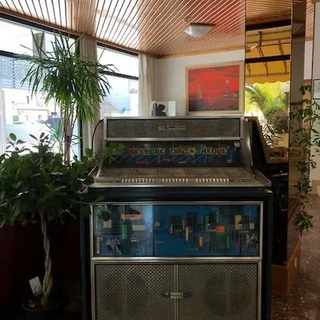 Felix Pindemonte Hotel