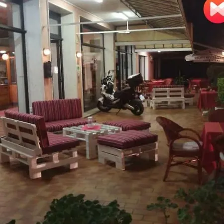 Felix Pindemonte Otel 3*